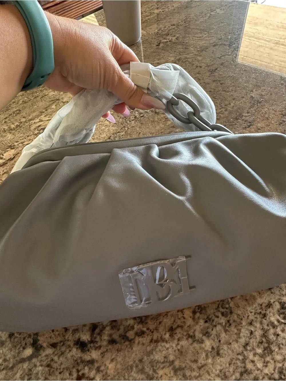 Badgley Mischka Gray Gathered Leather Clutch with Chain.🩶